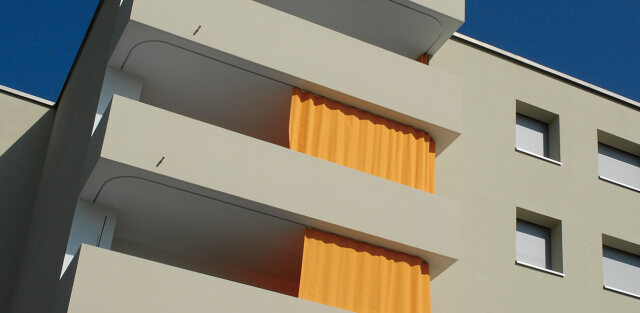 Renova Roll Outdoor-Vorhänge für Bauherren und Architekten